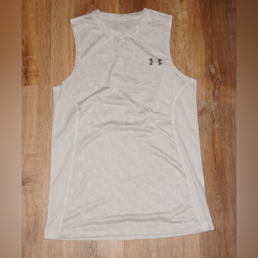 Under armor shirt